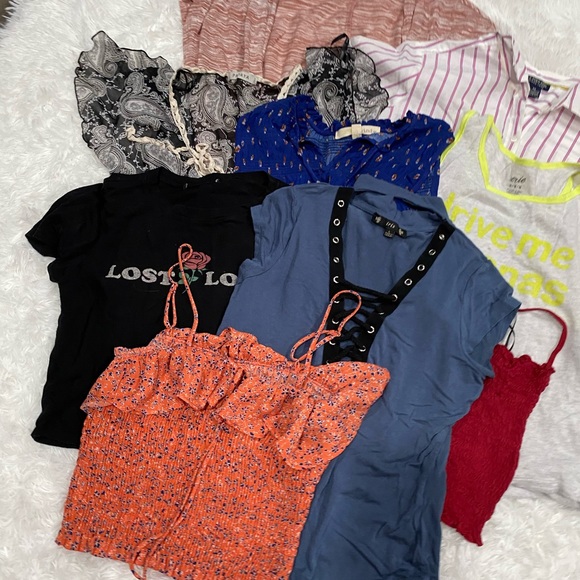 Tops bundle - Picture 2 of 6